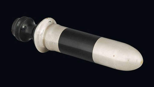 Antieke vibrator uit 19e eeuw brengt 2.000 euro op